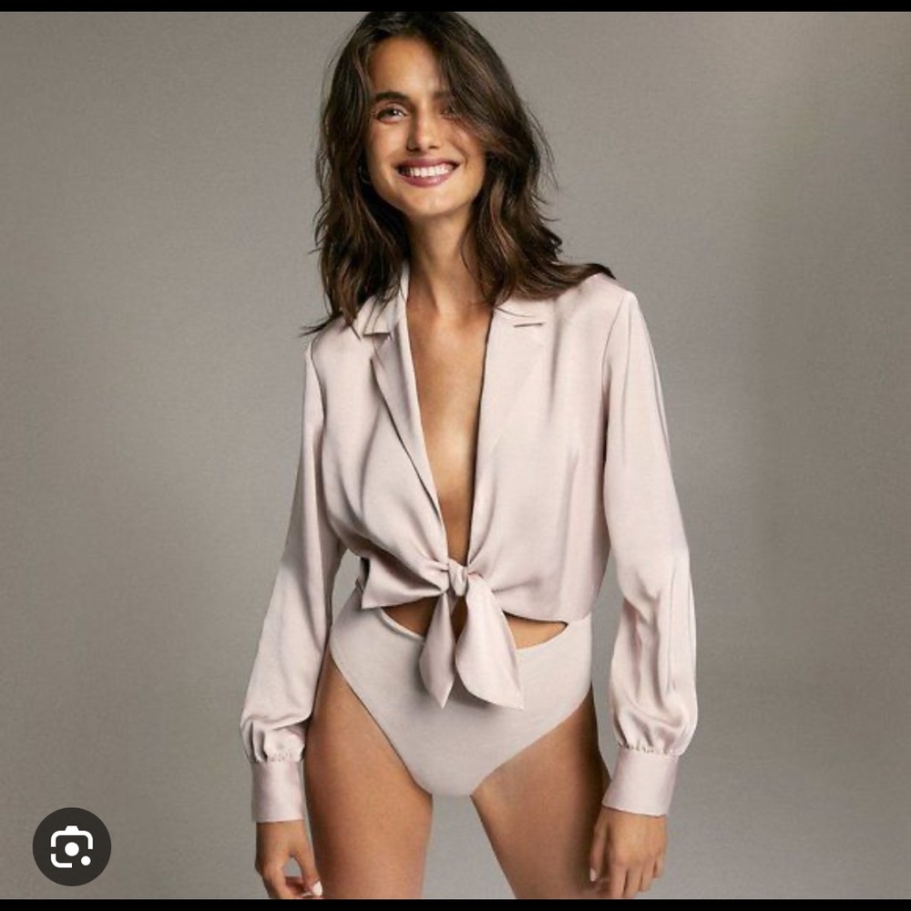 Aritzia bodysuit